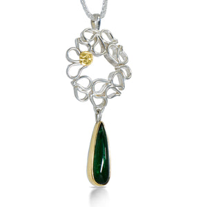 Drops in a Whirl Pendant with Green Toumaline Drop