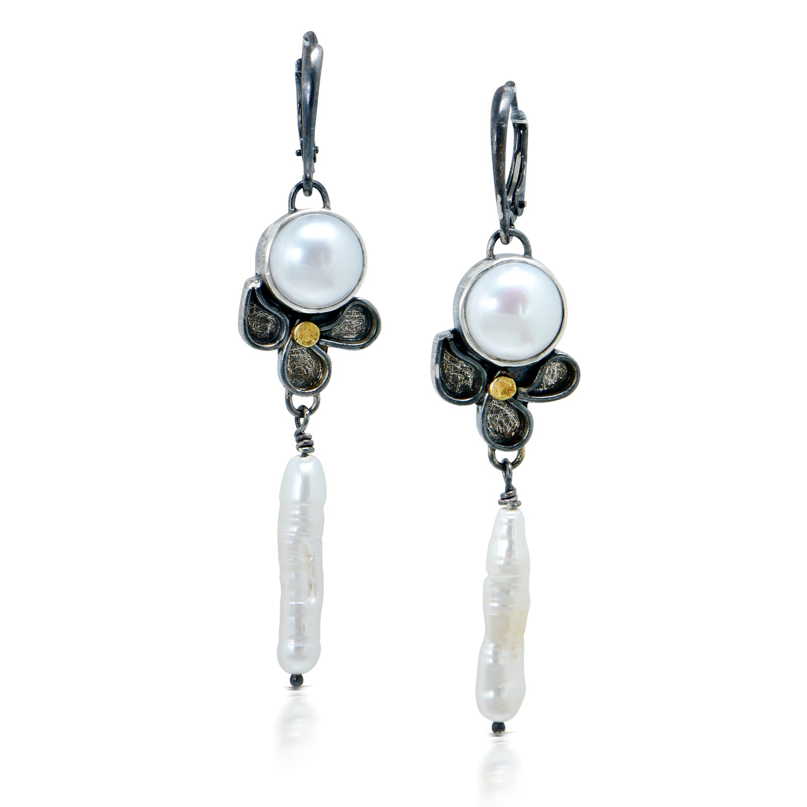 Midnight Pearl Earrings